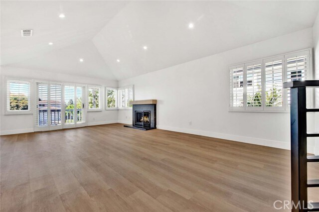 Building Photo - 804 Gardenia Way