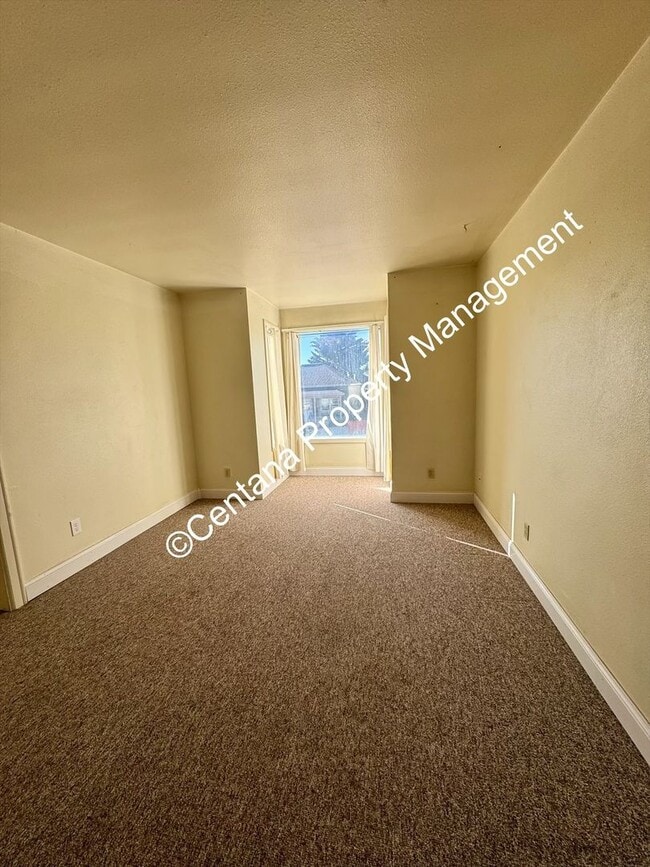 Building Photo - 2 bedroom 1 Bath House