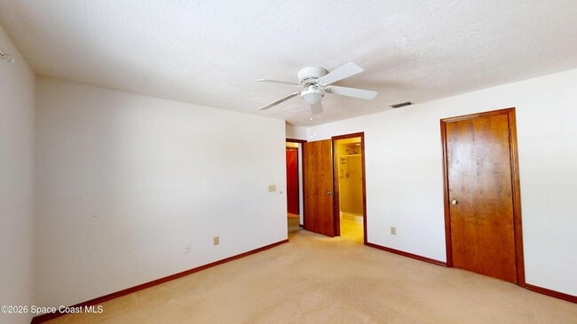 Building Photo - 9010 Wedgewood Pl