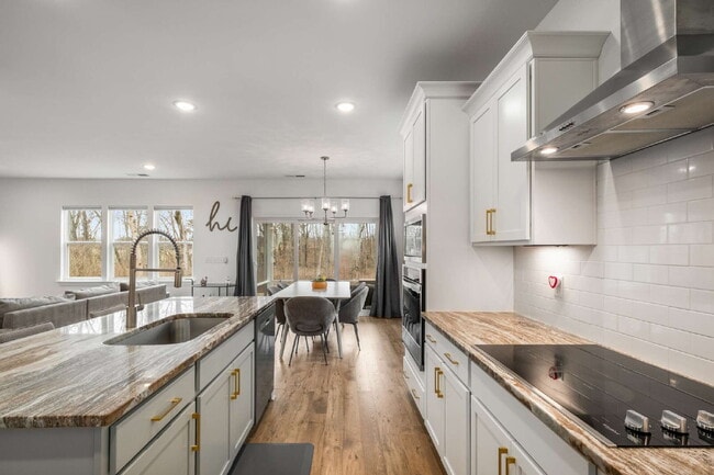 Building Photo - New Construction in a Great Neighborhood