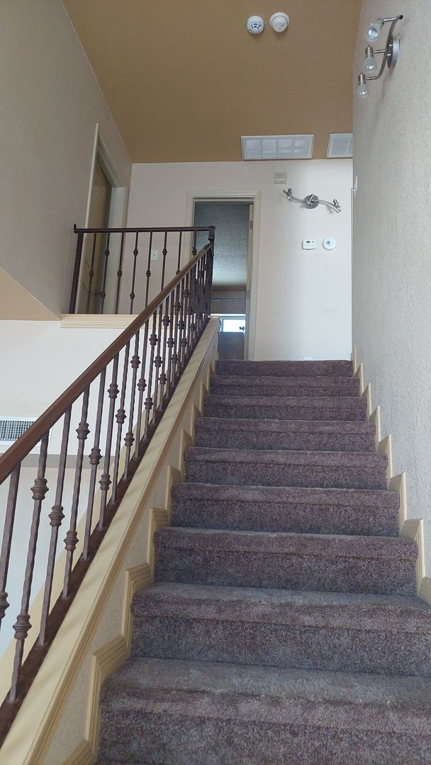 Building Photo - 3808 Tierra Allen Pl