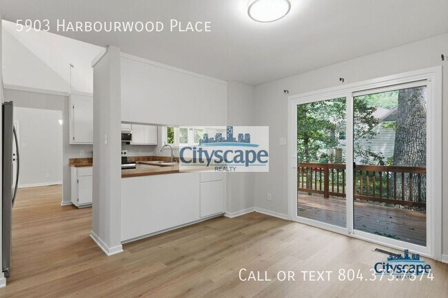 Building Photo - 5903 Harbourwood Pl