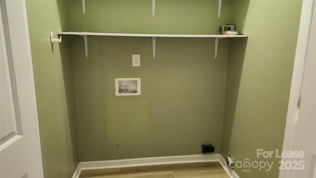 Building Photo - 110 Steam Engine Dr