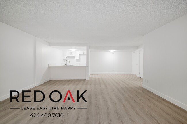 Building Photo - 1500 S Gramercy Pl