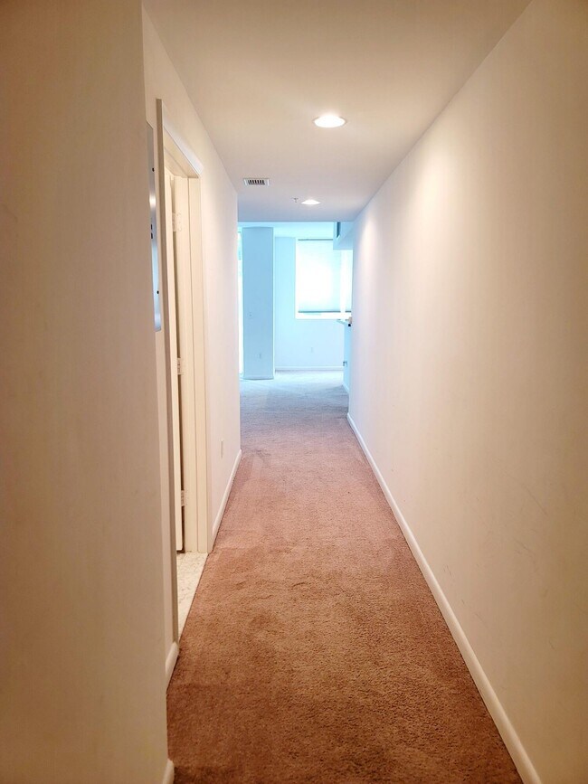 Building Photo - 244 Biscayne Blvd