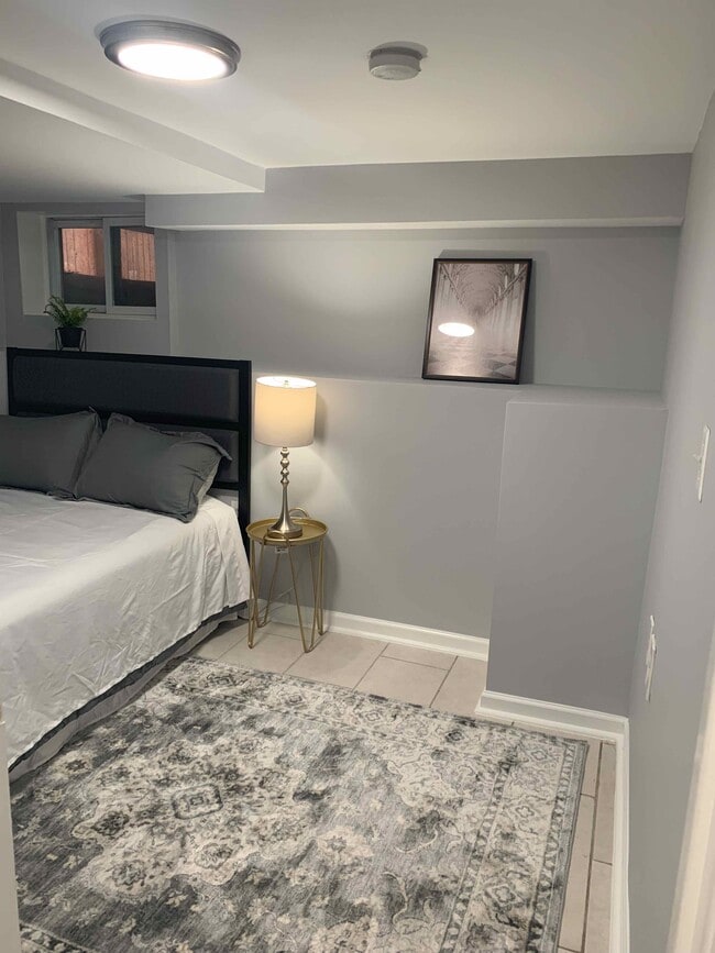 Building Photo - 613 P St NW