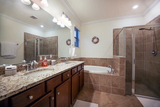 Building Photo - 12948 Broomfield Ln