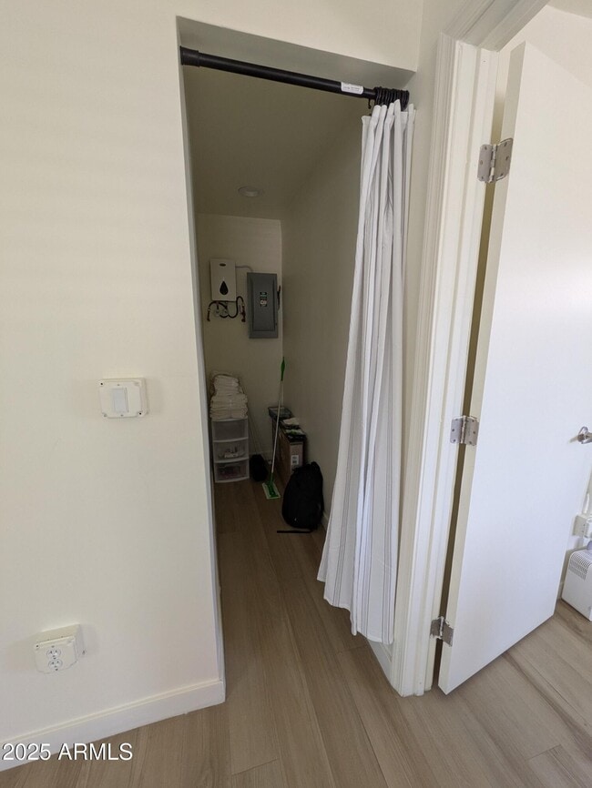 Building Photo - 1620 E Apache Blvd