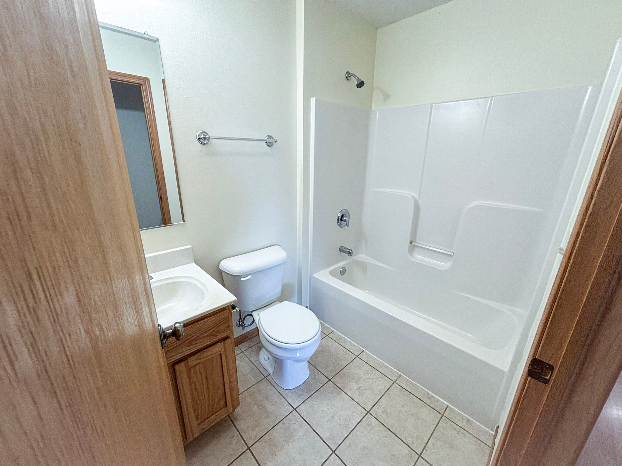 Building Photo - 5562 165th St E