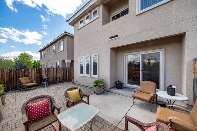 Building Photo - Central 2 Bedroom Home - Reno