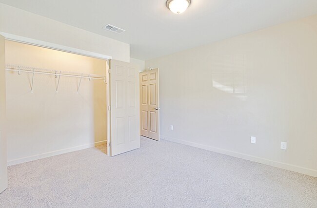 Building Photo - 5777 E Oglethorpe Hwy