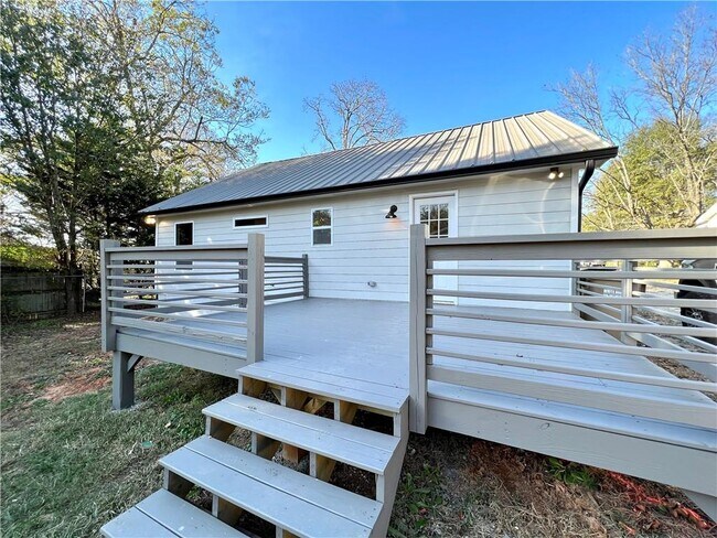 Building Photo - 189 W Jefferson St