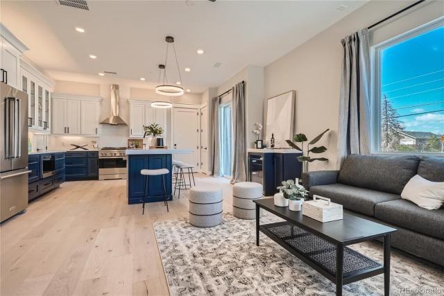 Building Photo - 3 bedroom in Centennial CO 80121