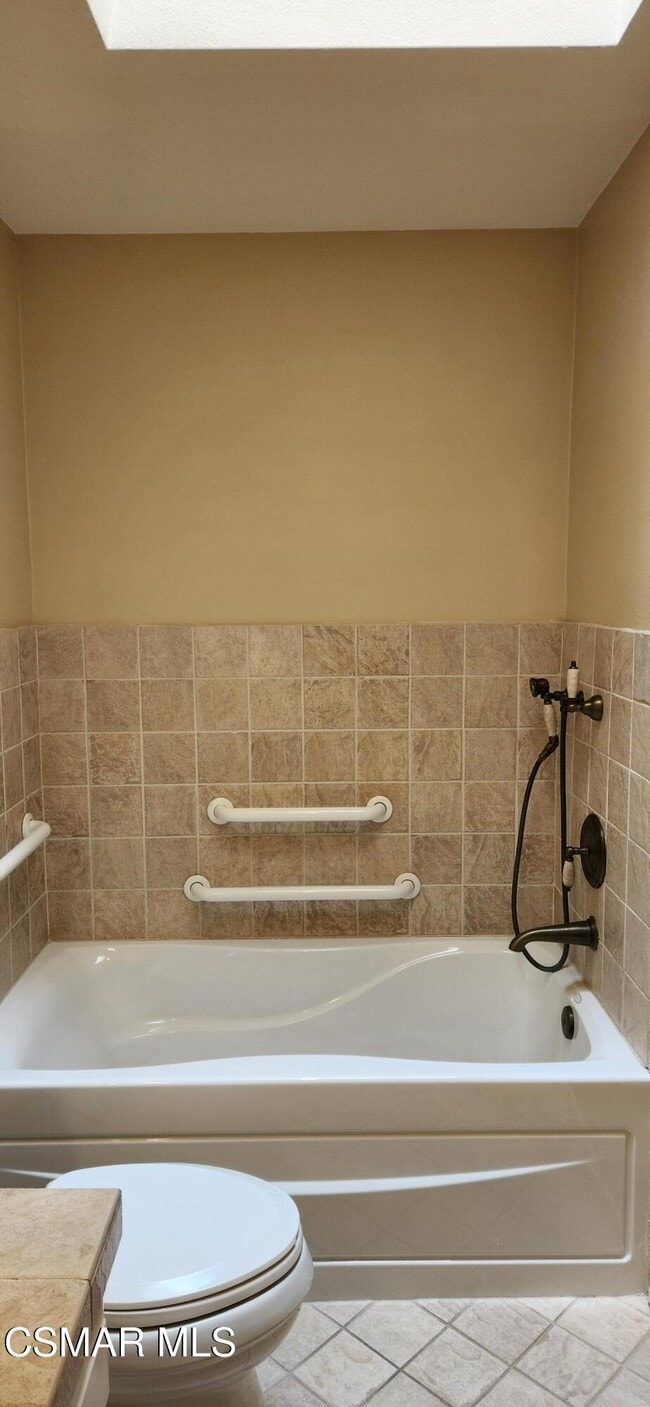 Building Photo - 2165 Crespi Ln