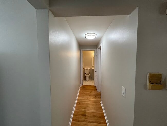 Building Photo - 2802 N Rutherford Ave