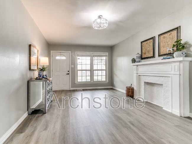 Building Photo - 2617 NW 37th St