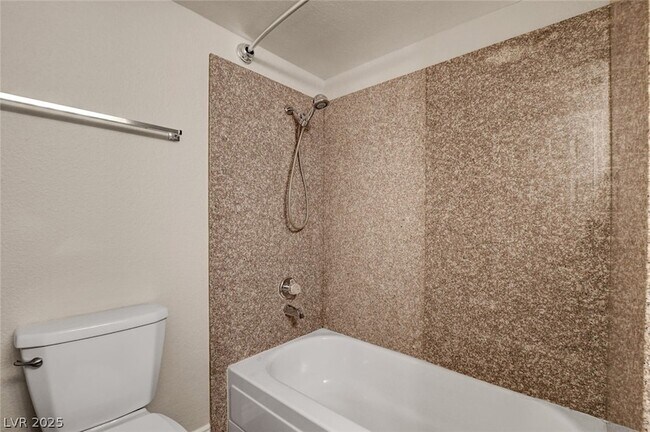 Building Photo - 5240 Indian River Dr