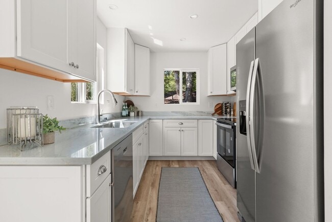 Building Photo - Spacious Newly Built ADU – Modern Comfort Close to Town