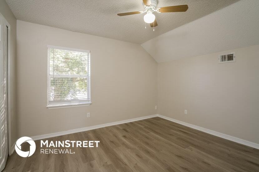 Building Photo - 3740 Dartford Dr