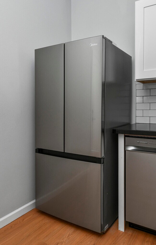 Building Photo - 505 W Grand St