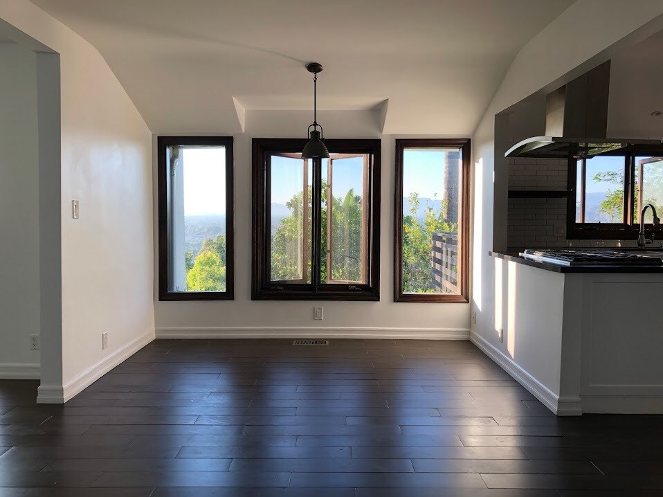 Building Photo - 11420 Decente Ct