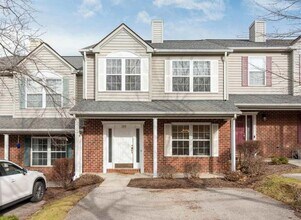 Building Photo - Spacious Townhome in Christiansburg, VA.