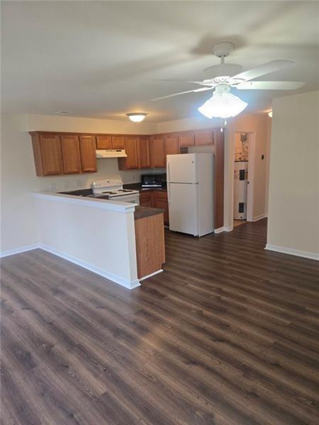 Building Photo - 40 Middlebrook Dr