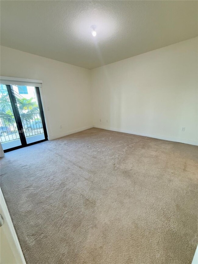 Building Photo - 4761 NW 84th Ave