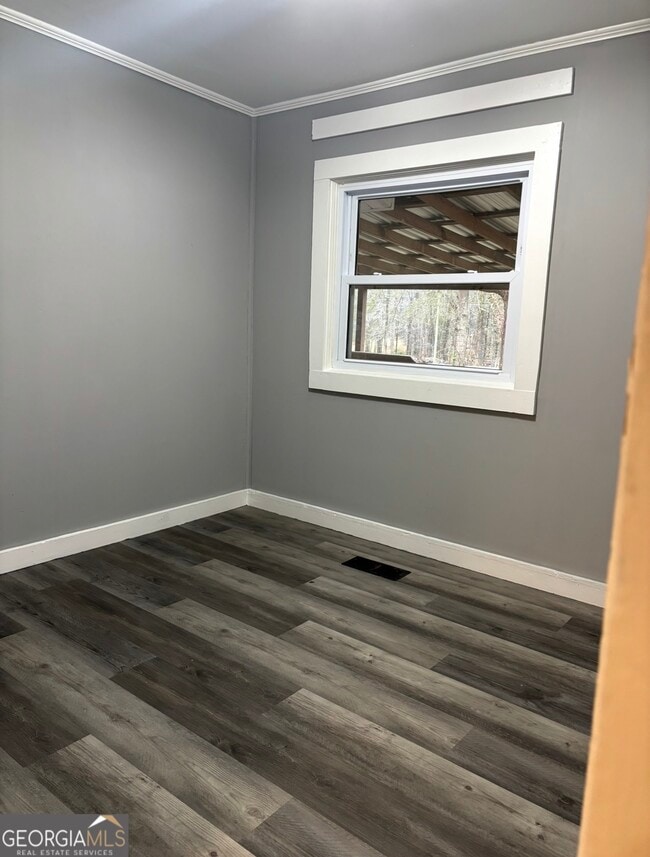 Building Photo - 189 Gabbettville Rd