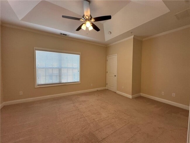 Building Photo - 2417 Tenor Ln