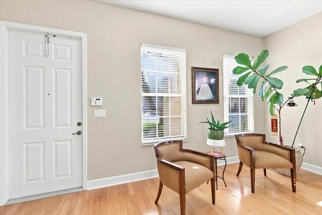 Building Photo - 701 SW 147th Ave
