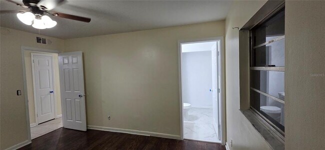 Building Photo - 6717 Mornay Cir