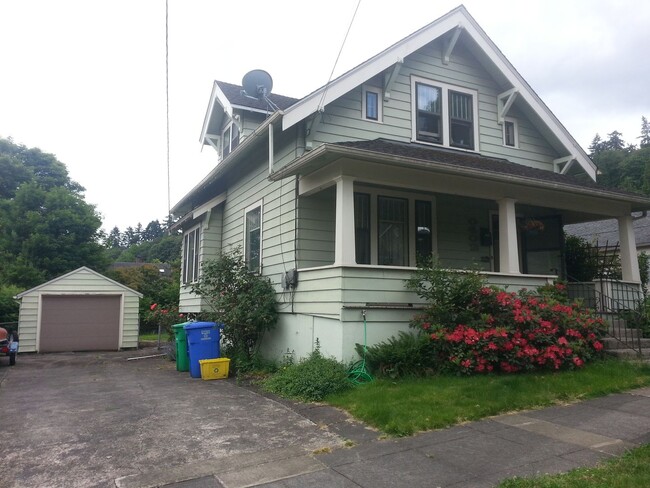 Building Photo - Gorgeous 3 bed 2 bath Johns Landing, PDX, ...