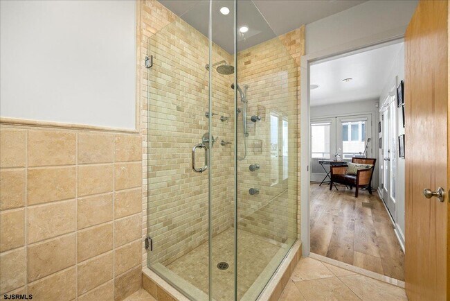 Building Photo - 7701 Atlantic Ave