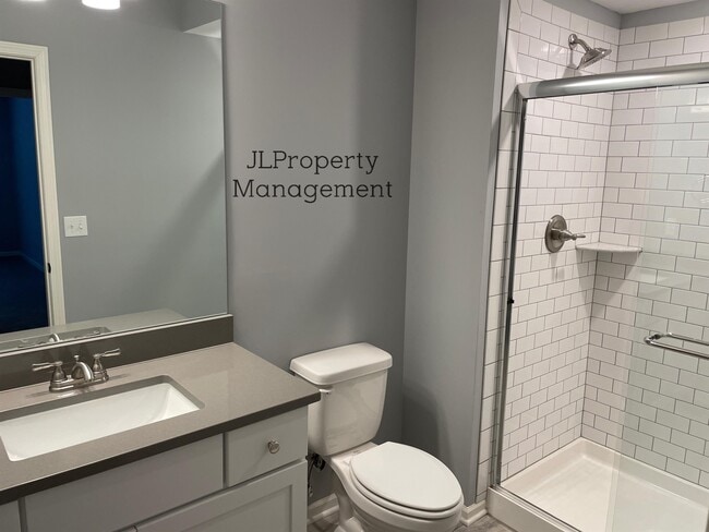 Building Photo - 15332 Jessica St