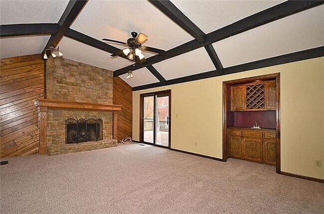 Building Photo - COMING SOON!! Large home in the Newmark and Staley Area