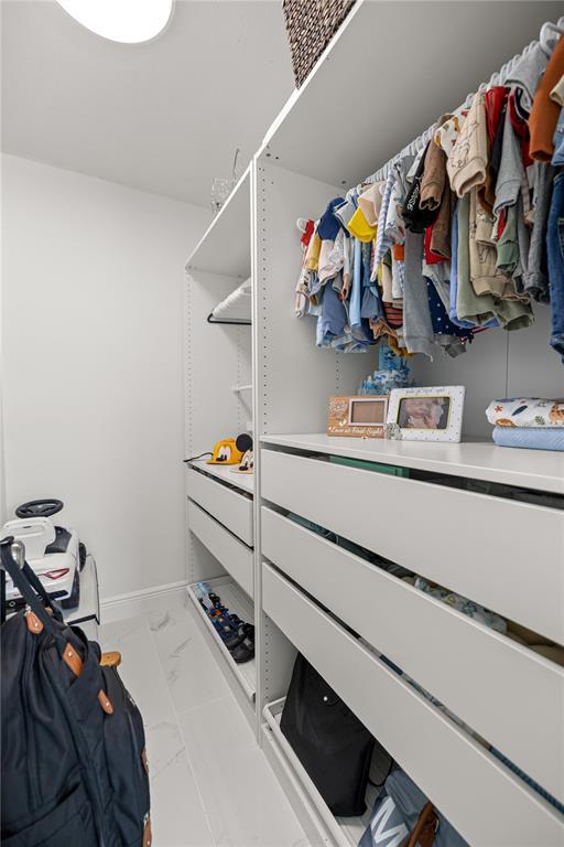 Building Photo - 7191 Hemlock Rd