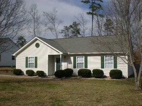 Building Photo - Wonderful 3 Bedroom Raleigh Ranch Home