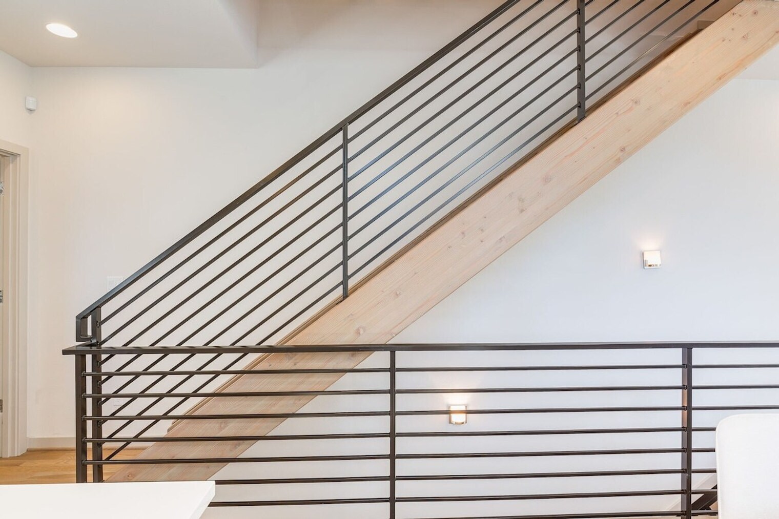 Building Photo - 2122 3rd Ave N