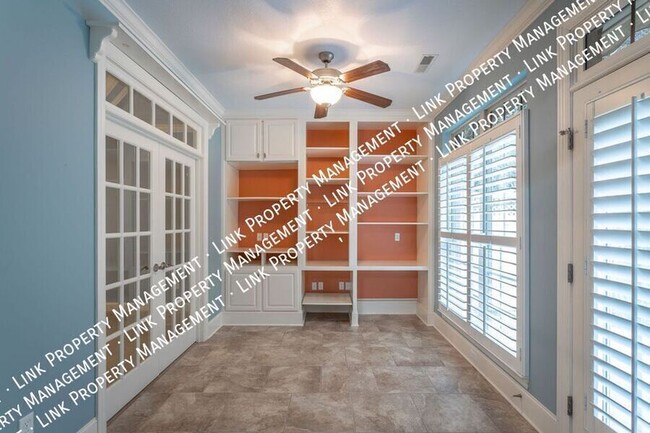 Building Photo - 7655 Lenox Trace Dr