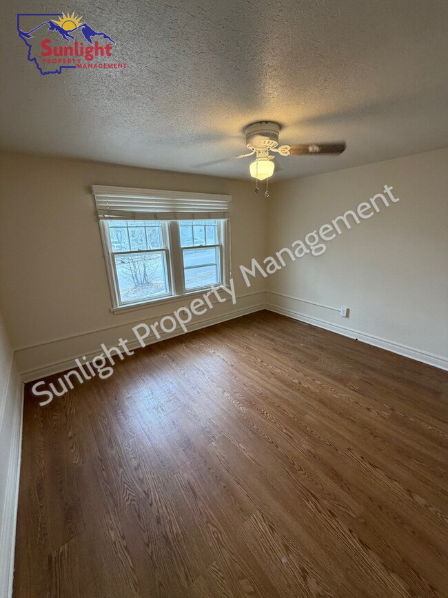 Building Photo - 2 Bed / 1 Bath Home Near Hospital, Airport & Downtown Billings