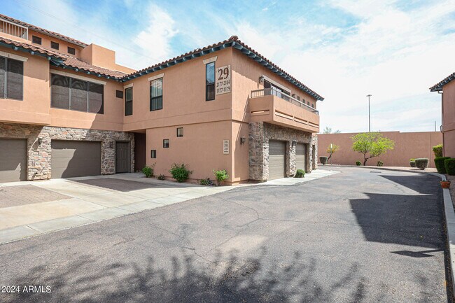Building Photo - 20660 N 40th St