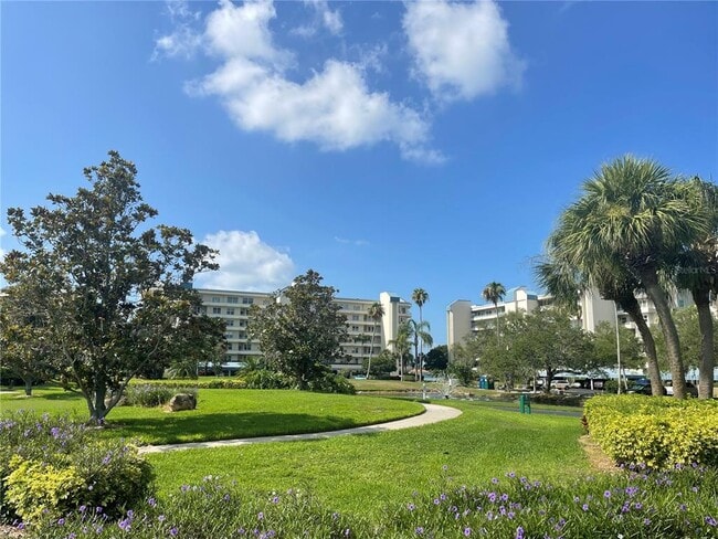 Building Photo - 7893 Sailboat Key Blvd S