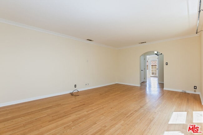 Building Photo - 1976 S Preuss Rd