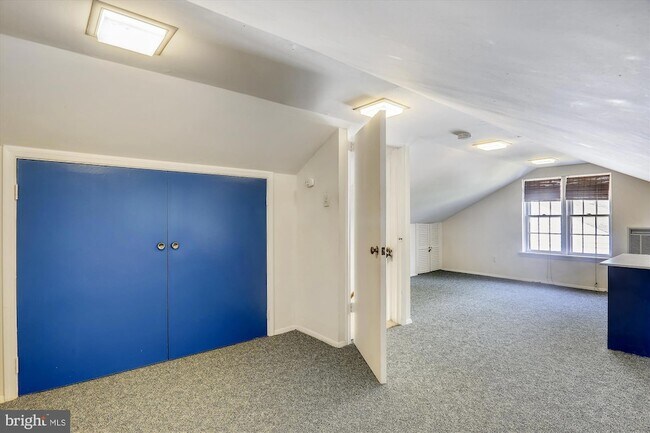Building Photo - 3303 Winnett Rd
