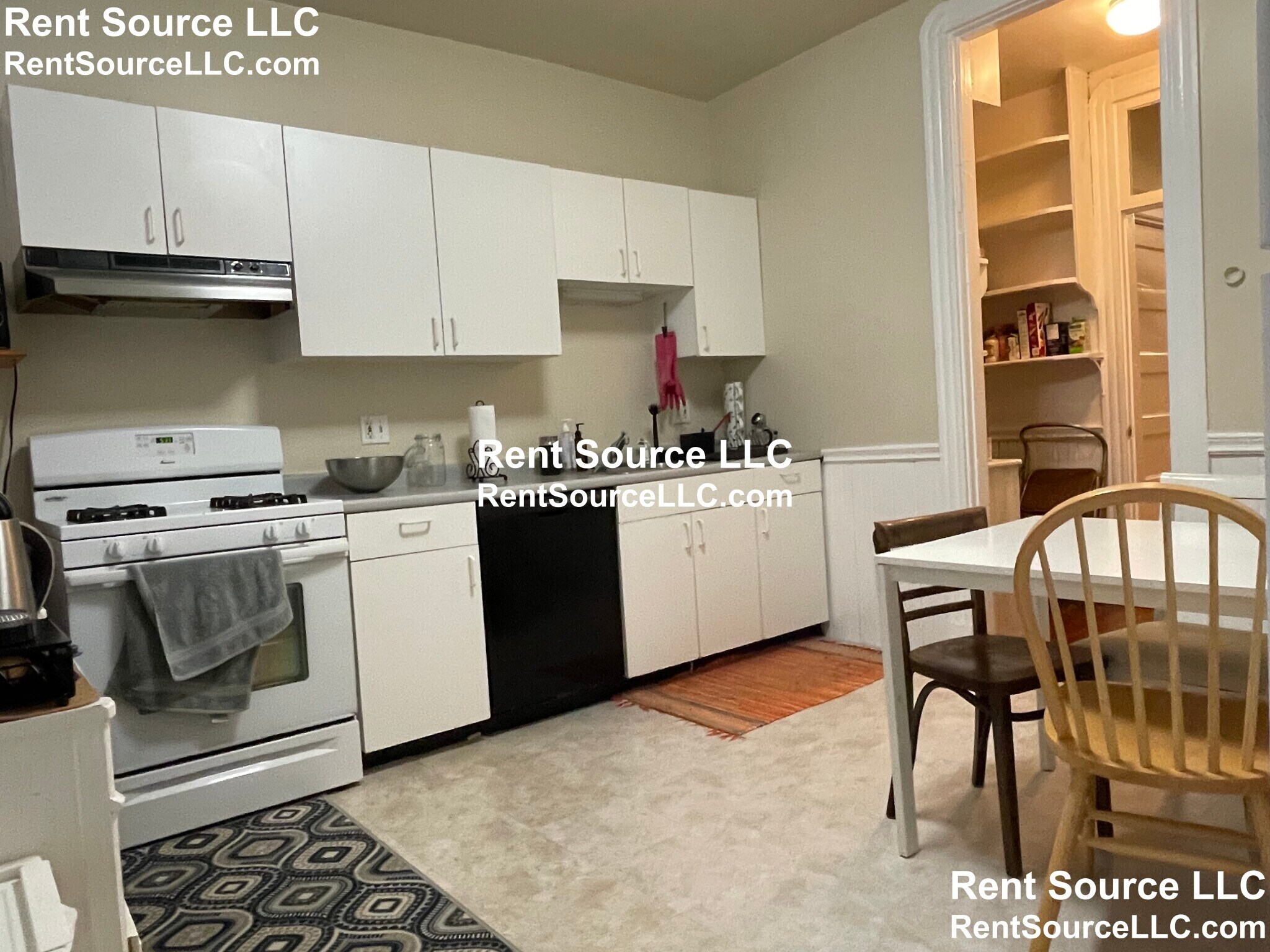 Building Photo - 32 Chatham St