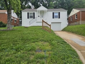 Building Photo - 117 Willette Terrace
