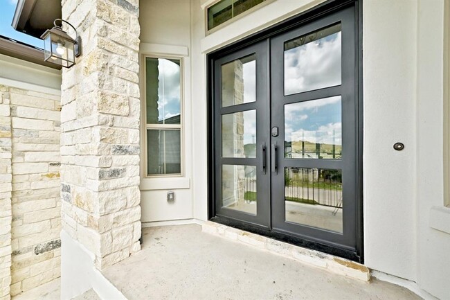 Building Photo - 905 Crestone Stream Dr