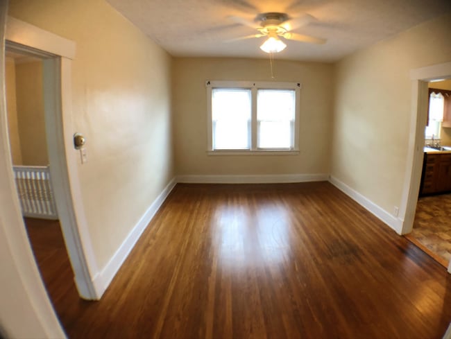 Building Photo - 402 S Ft Thomas Ave
