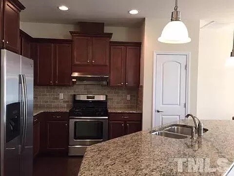 Building Photo - Room in Townhome on Sangre De Cristo Dr